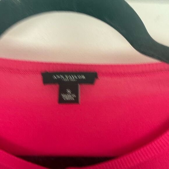 Ann Taylor Women’s Small Hot Pink Cardigan Sweater - Picture 2 of 4